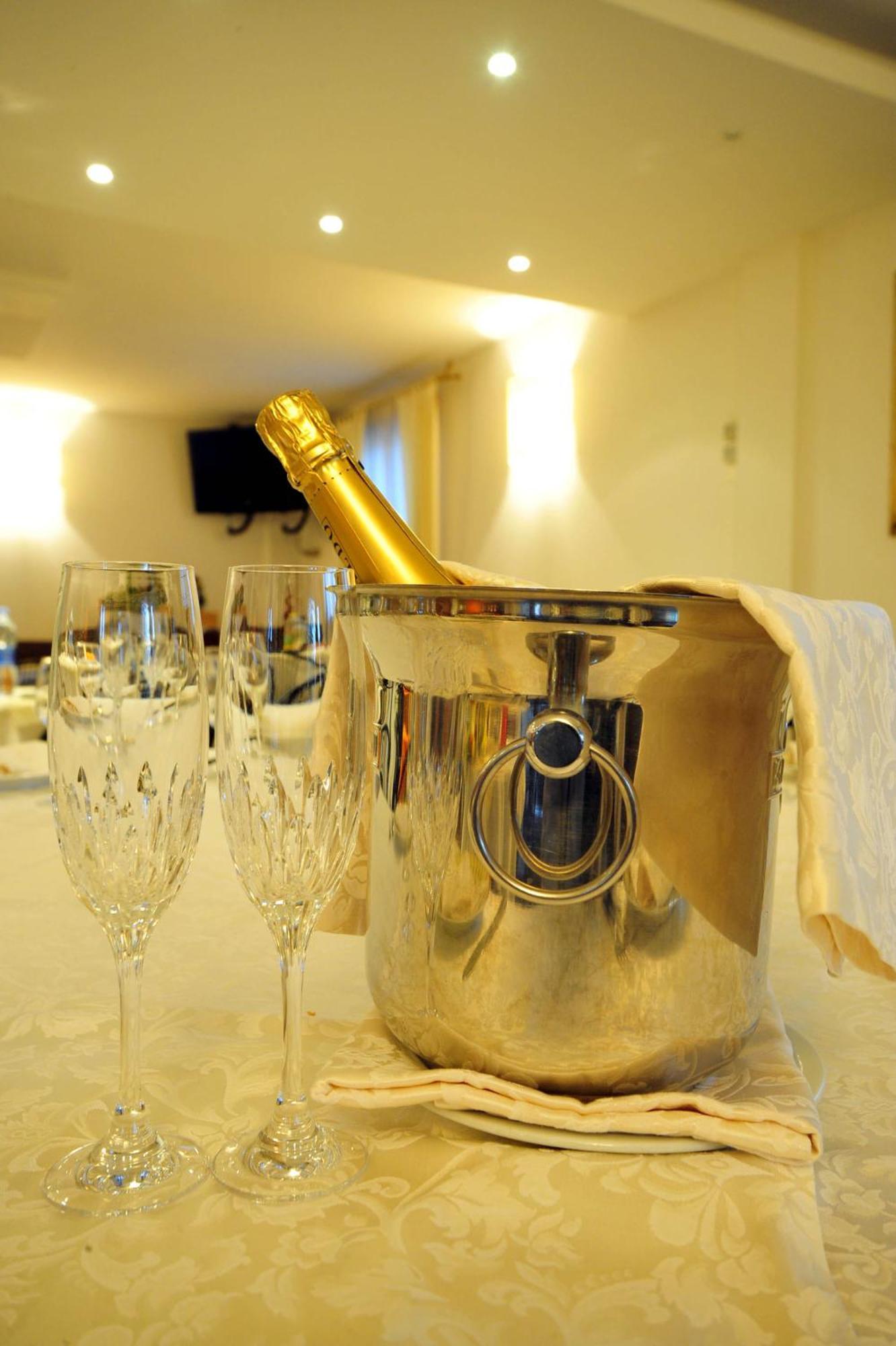 Albergo Romagna フラッタ・テルメ エクステリア 写真