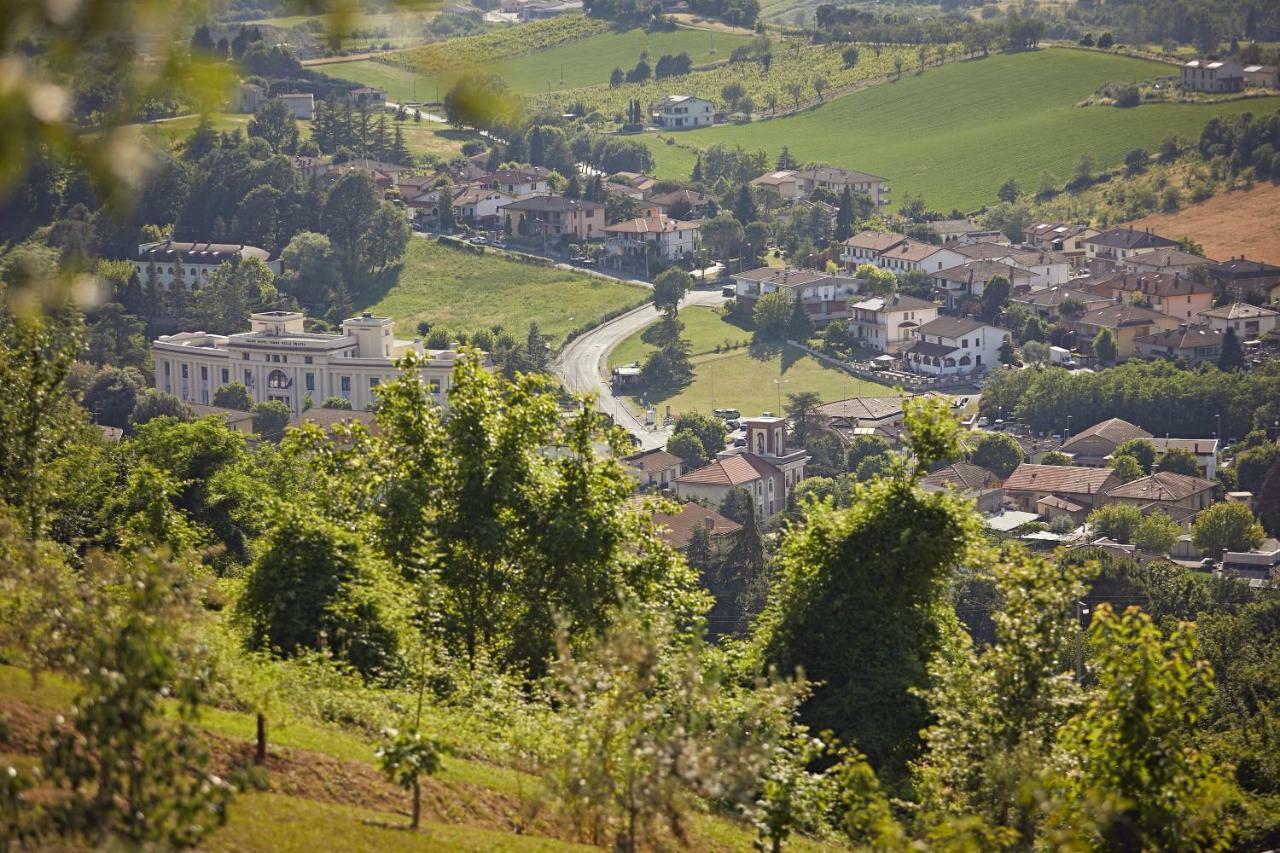 Albergo Romagna フラッタ・テルメ エクステリア 写真
