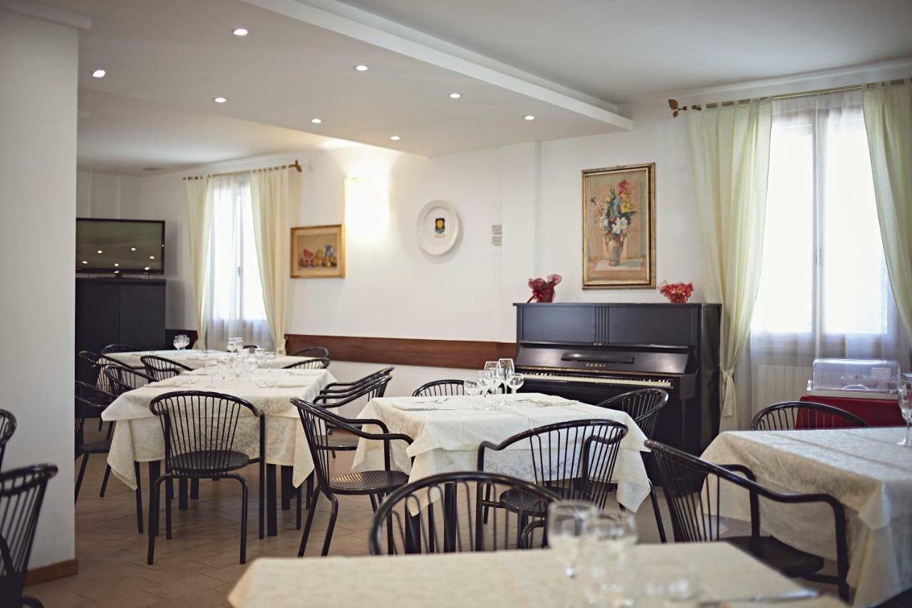 Albergo Romagna フラッタ・テルメ エクステリア 写真
