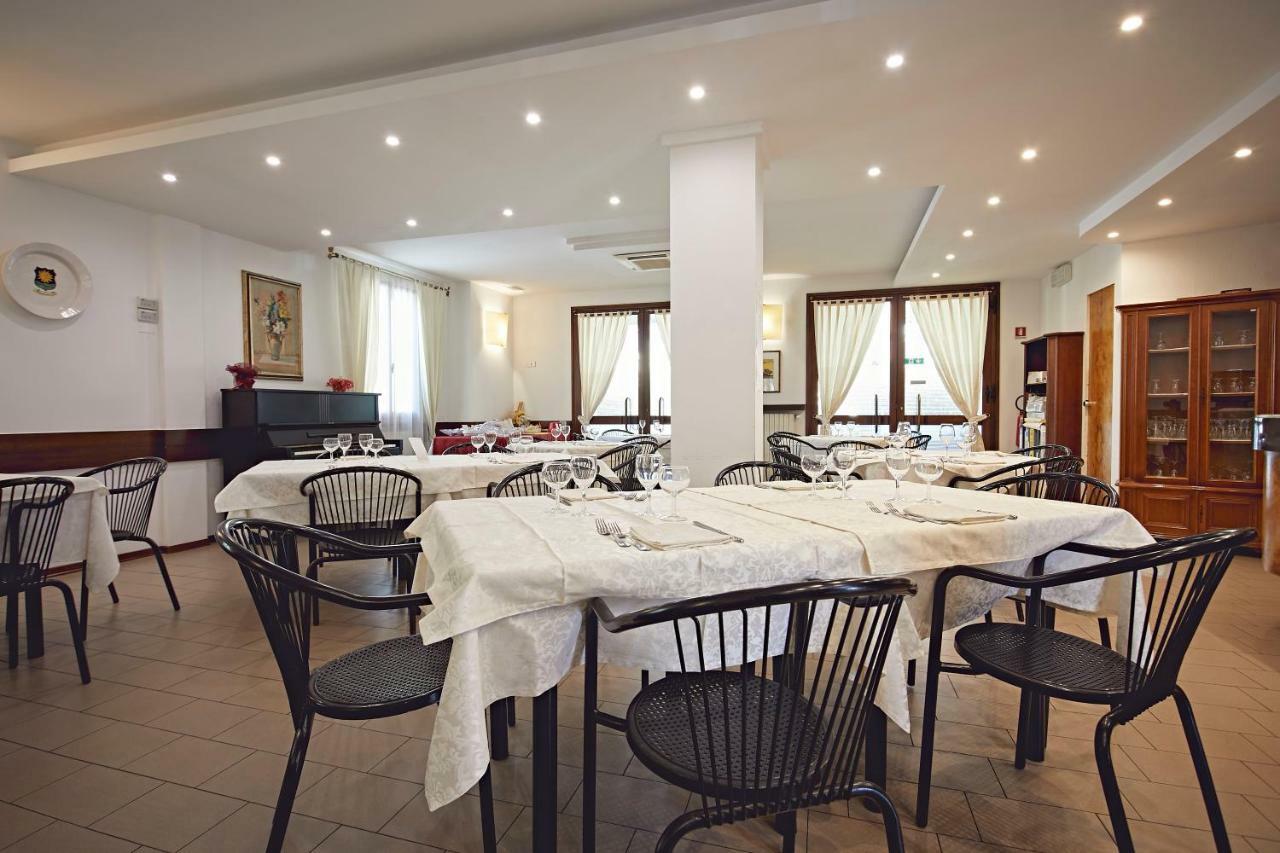 Albergo Romagna フラッタ・テルメ エクステリア 写真